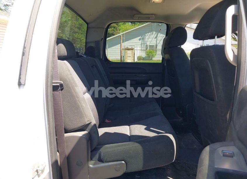 Photo 8 of 2012 Chevrolet Silverado 1500 LT (VIN 3GCUKSE28CG185058)