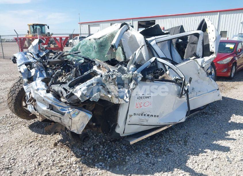 Photo 2 of 2015 Chevrolet Silverado 1500 1LZ (VIN 3GCUKSEC0FG295759)