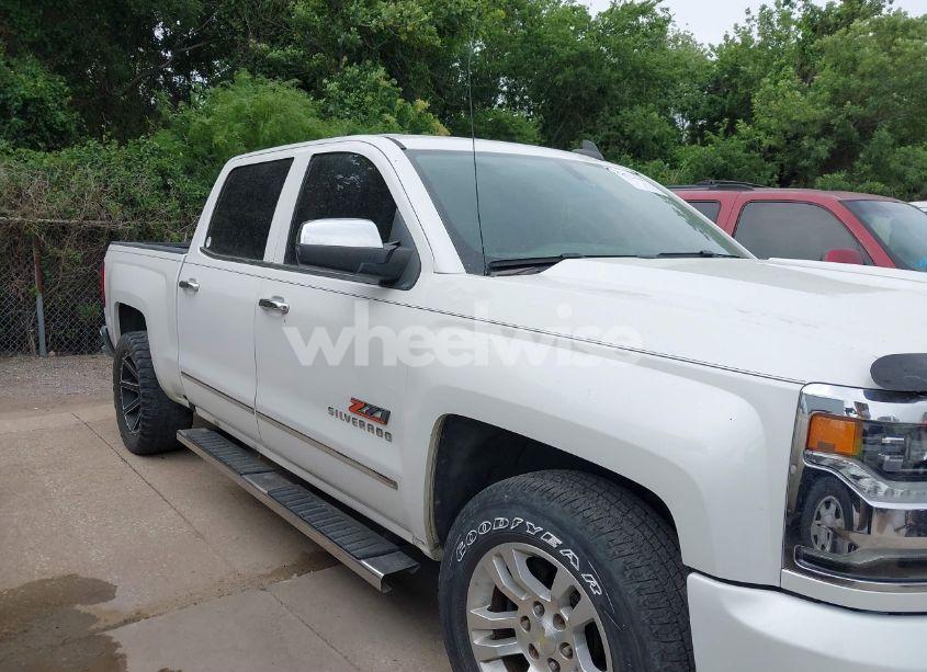 Photo 13 of 2016 Chevrolet Silverado 1500 2LZ (VIN 3GCUKSEC0GG260351)