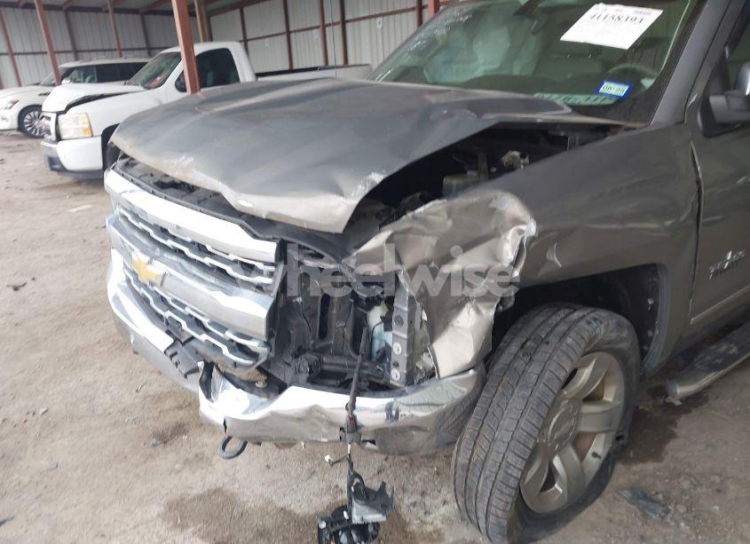 Photo 6 of 2017 Chevrolet Silverado 1500 1LZ (VIN 3GCUKSEC0HG398070)