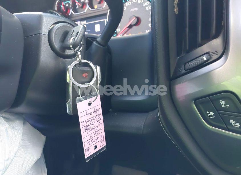 Photo 11 of 2018 Chevrolet Silverado 1500 2LZ (VIN 3GCUKSEC0JG272748)