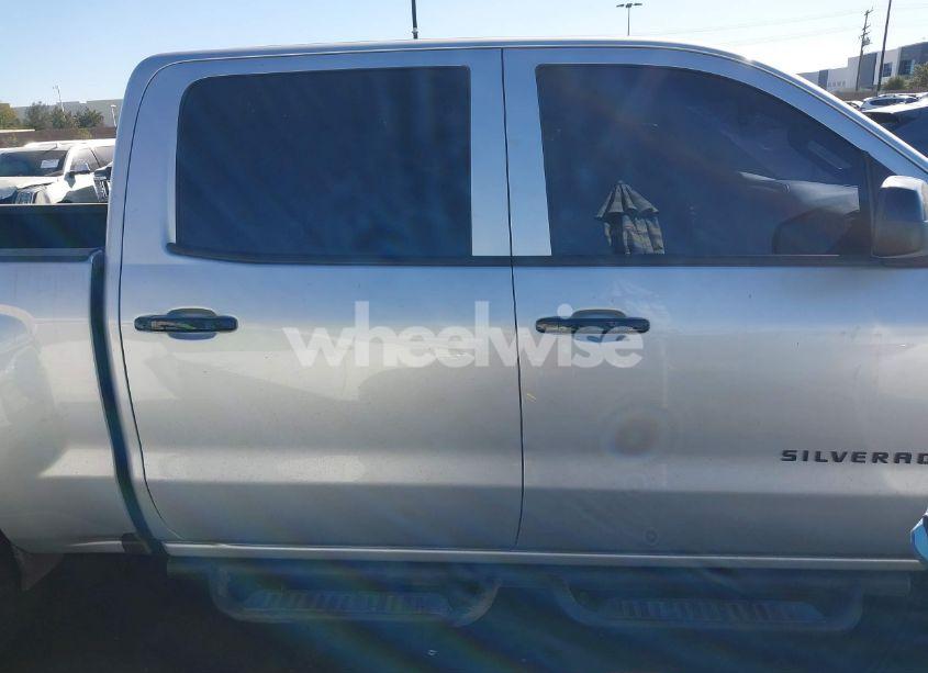 Photo 13 of 2018 Chevrolet Silverado 1500 2LZ (VIN 3GCUKSEC0JG272748)