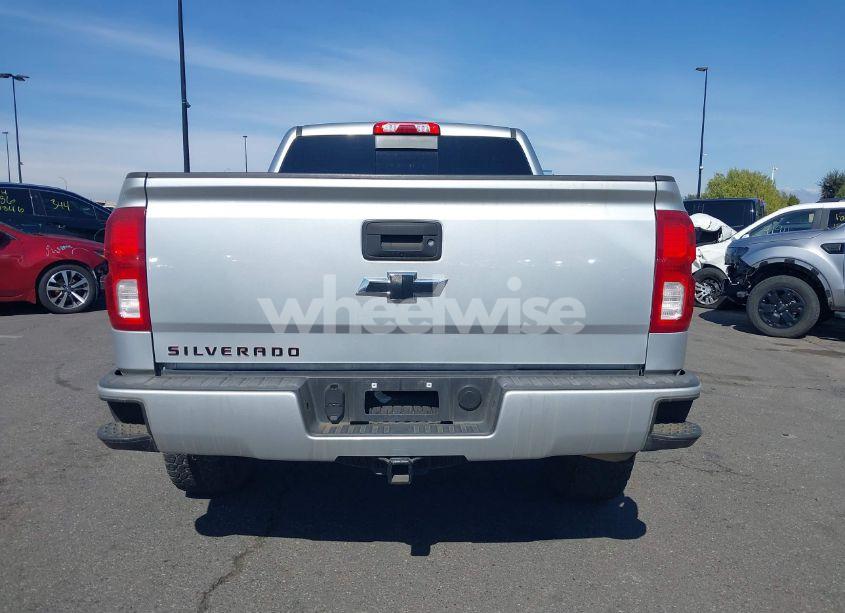 Photo 16 of 2018 Chevrolet Silverado 1500 2LZ (VIN 3GCUKSEC0JG272748)