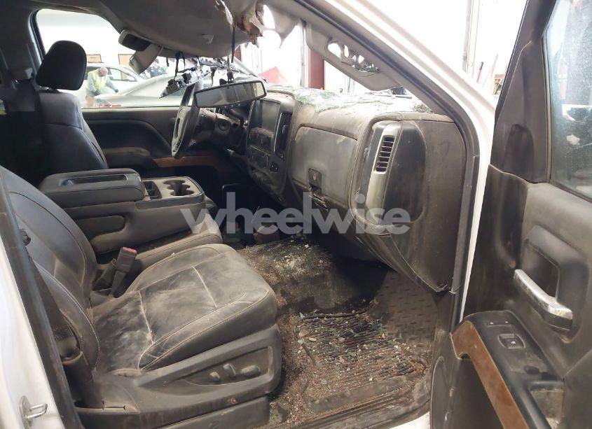 Photo 5 of 2018 Chevrolet Silverado 1500 1LZ (VIN 3GCUKSEC0JG360456)