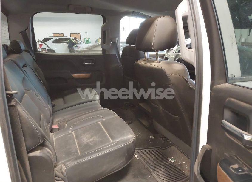 Photo 8 of 2018 Chevrolet Silverado 1500 1LZ (VIN 3GCUKSEC0JG360456)