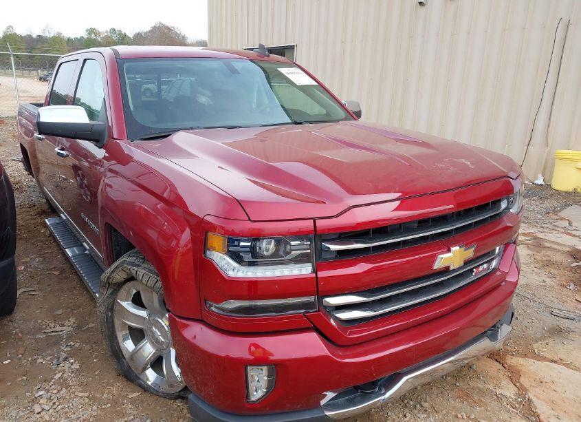 2018 Chevrolet Silverado 1500 2LZ (VIN 3GCUKSEC0JG605059) main photo