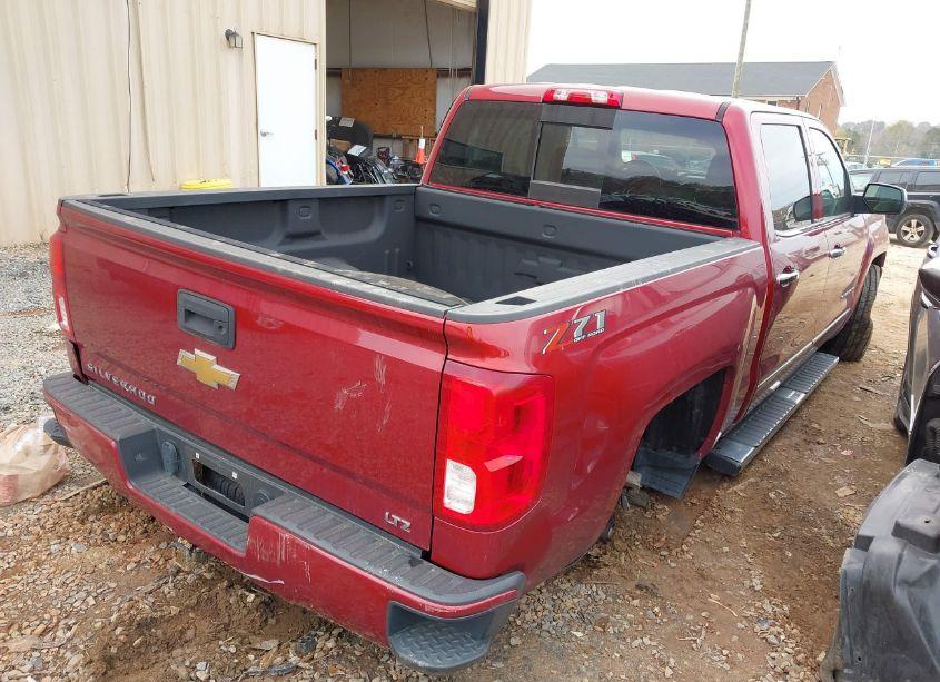 Photo 4 of 2018 Chevrolet Silverado 1500 2LZ (VIN 3GCUKSEC0JG605059)