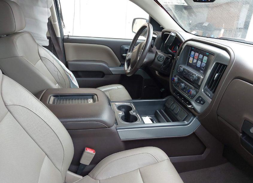 Photo 5 of 2018 Chevrolet Silverado 1500 2LZ (VIN 3GCUKSEC0JG605059)