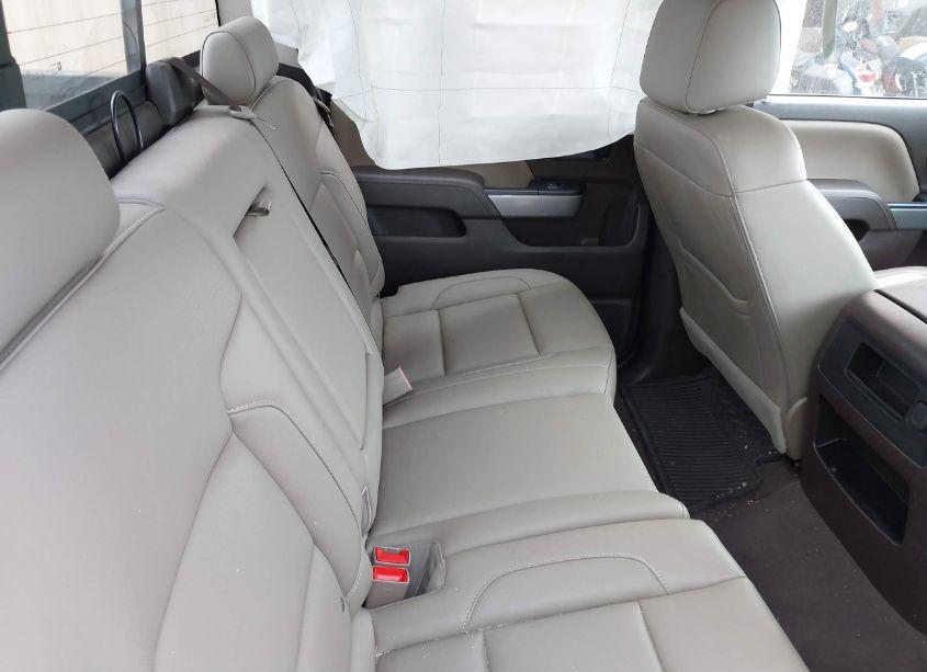 Photo 8 of 2018 Chevrolet Silverado 1500 2LZ (VIN 3GCUKSEC0JG605059)