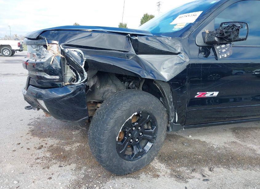 Photo 6 of 2017 Chevrolet Silverado 1500 2LZ (VIN 3GCUKSEC1HG125140)