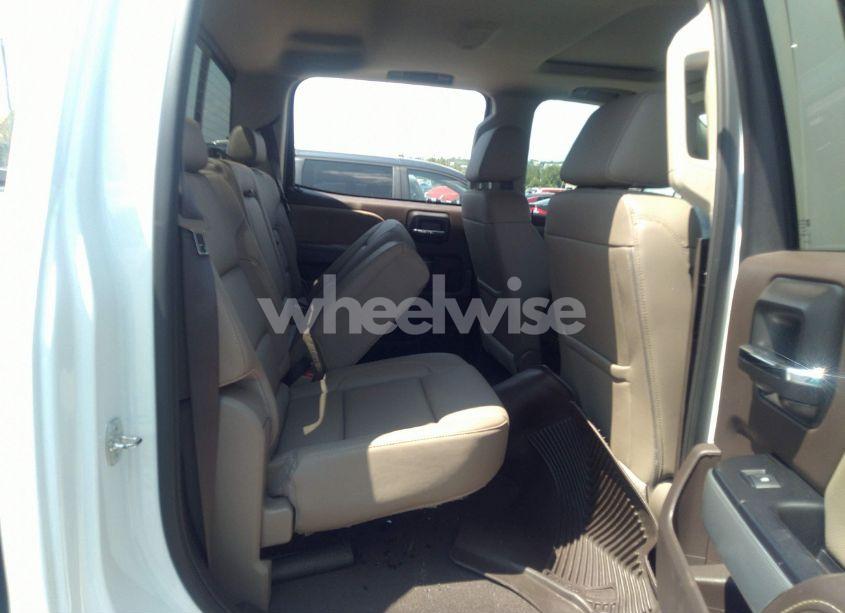 Photo 8 of 2018 Chevrolet Silverado 1500 2LZ (VIN 3GCUKSEC1JG557362)