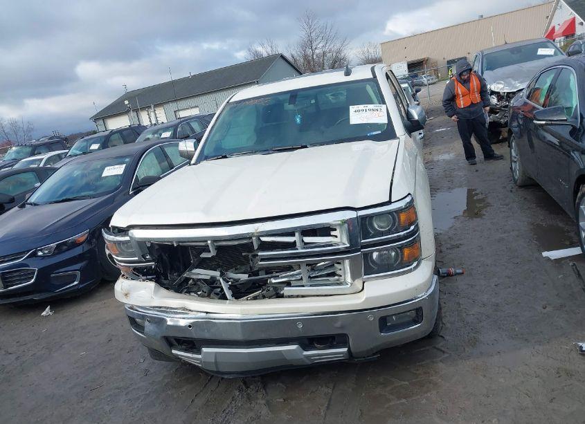 Photo 12 of 2015 Chevrolet Silverado 1500 2LZ (VIN 3GCUKSEC2FG413150)