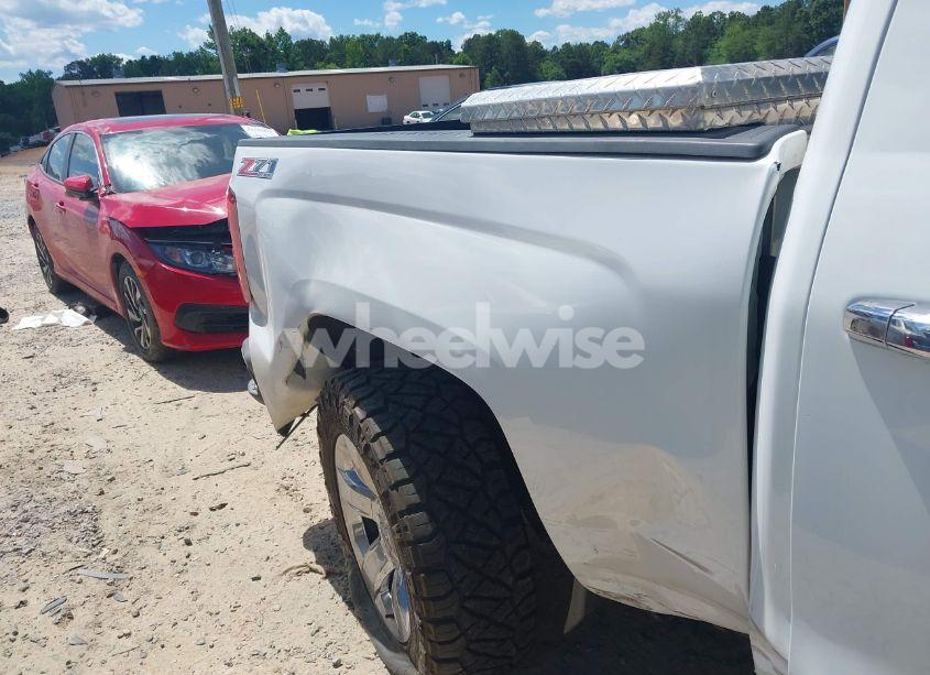 Photo 6 of 2017 Chevrolet Silverado 1500 2LZ (VIN 3GCUKSEC2HG104684)