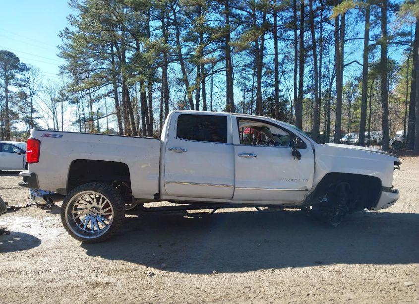 Photo 14 of 2017 Chevrolet Silverado 1500 2LZ (VIN 3GCUKSEC2HG156428)