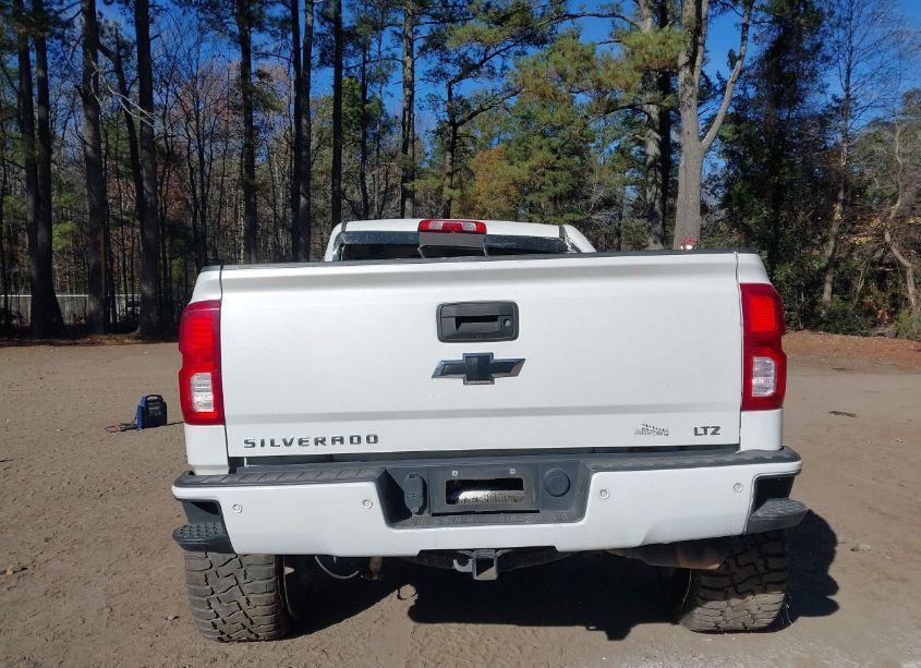 Photo 17 of 2017 Chevrolet Silverado 1500 2LZ (VIN 3GCUKSEC2HG156428)