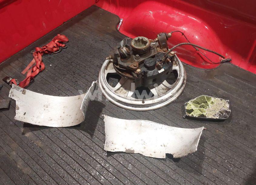 Photo 12 of 2018 Chevrolet Silverado 1500 1LZ (VIN 3GCUKSEC2JG440714)