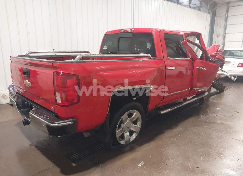 Photo 4 of 2018 Chevrolet Silverado 1500 1LZ (VIN 3GCUKSEC2JG440714)