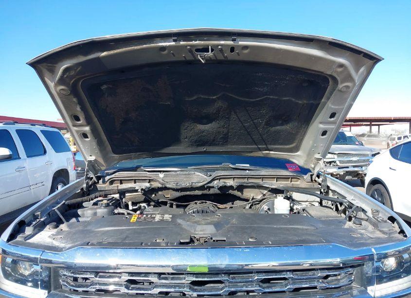 Photo 10 of 2018 Chevrolet Silverado 1500 1LZ (VIN 3GCUKSEC2JG644929)