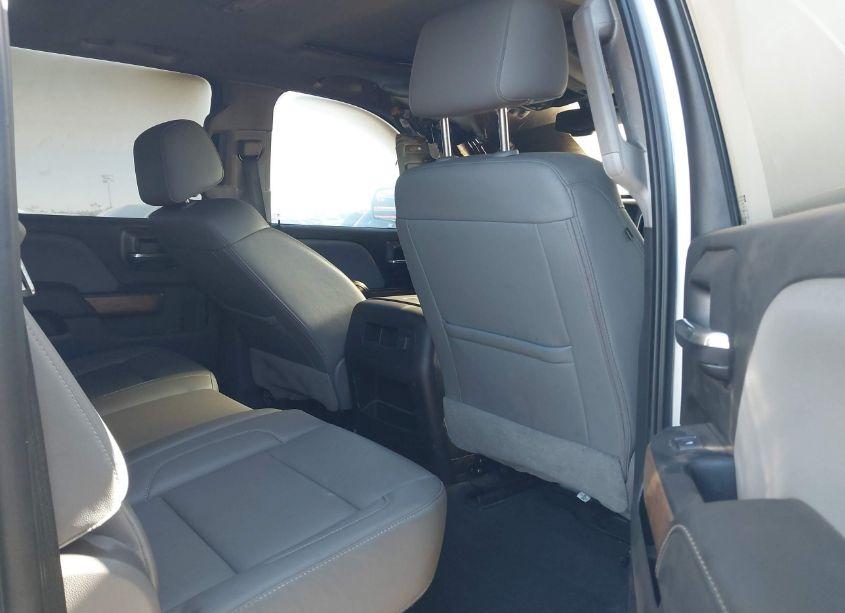 Photo 8 of 2018 Chevrolet Silverado 1500 1LZ (VIN 3GCUKSEC2JG644929)