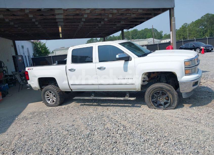 Photo 13 of 2015 Chevrolet Silverado 1500 2LZ (VIN 3GCUKSEC3FG325336)