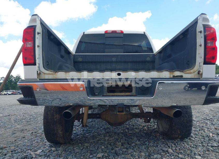 Photo 16 of 2015 Chevrolet Silverado 1500 2LZ (VIN 3GCUKSEC3FG325336)