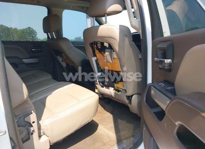 Photo 8 of 2015 Chevrolet Silverado 1500 2LZ (VIN 3GCUKSEC3FG325336)