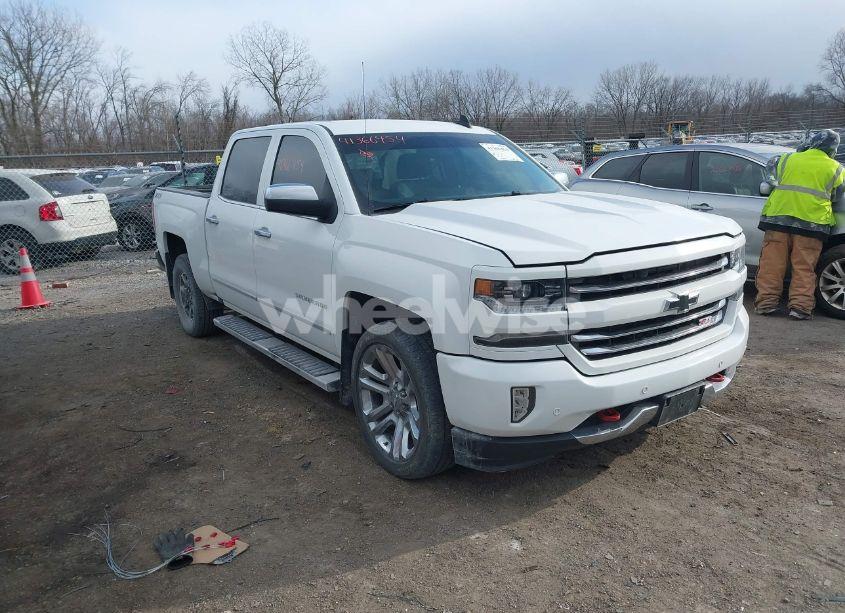 2017 Chevrolet Silverado 1500 2LZ (VIN 3GCUKSEC3HG113717) main photo
