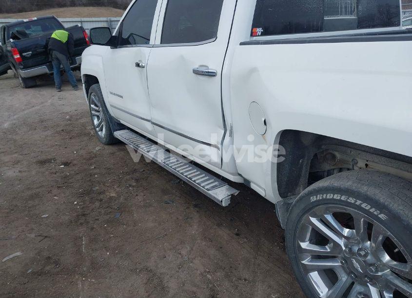 Photo 6 of 2017 Chevrolet Silverado 1500 2LZ (VIN 3GCUKSEC3HG113717)