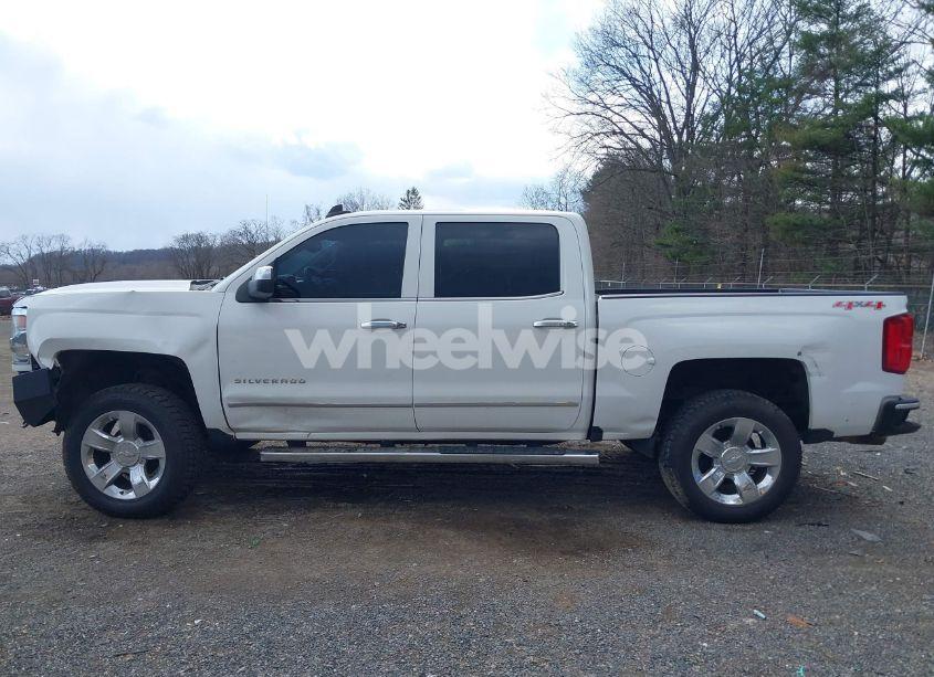 Photo 14 of 2017 Chevrolet Silverado 1500 1LZ (VIN 3GCUKSEC3HG295998)