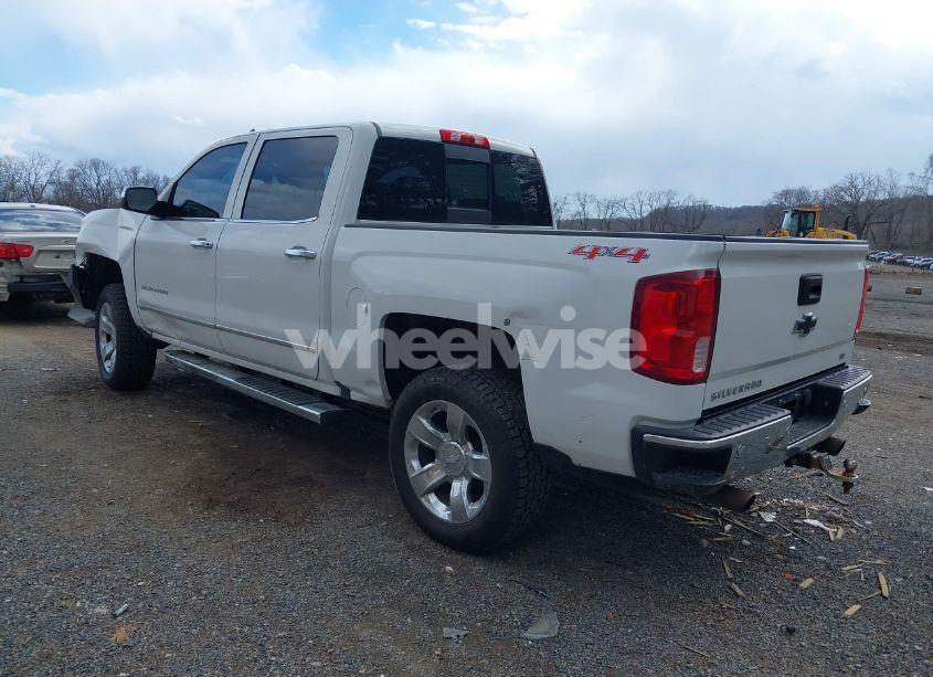 Photo 3 of 2017 Chevrolet Silverado 1500 1LZ (VIN 3GCUKSEC3HG295998)