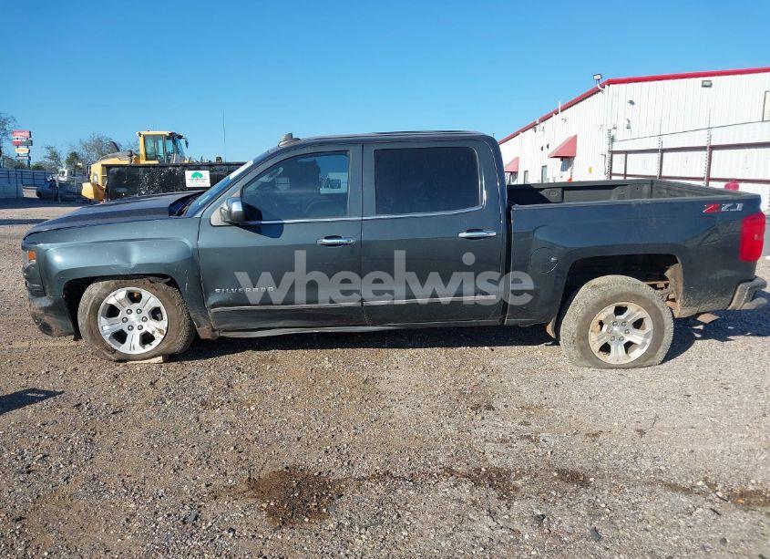 Photo 15 of 2018 Chevrolet Silverado 1500 2LZ (VIN 3GCUKSEC3JG221857)