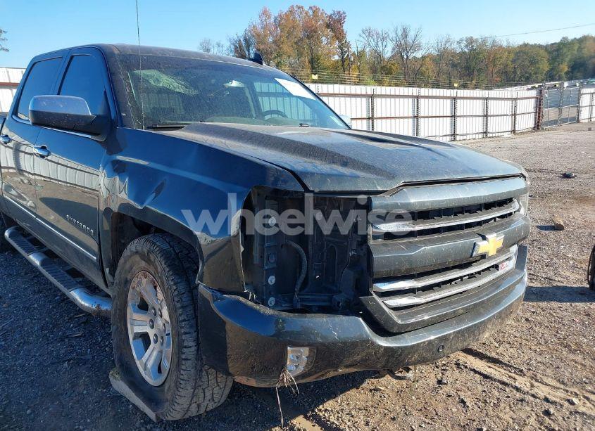 Photo 20 of 2018 Chevrolet Silverado 1500 2LZ (VIN 3GCUKSEC3JG221857)