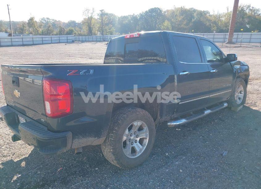 Photo 4 of 2018 Chevrolet Silverado 1500 2LZ (VIN 3GCUKSEC3JG221857)