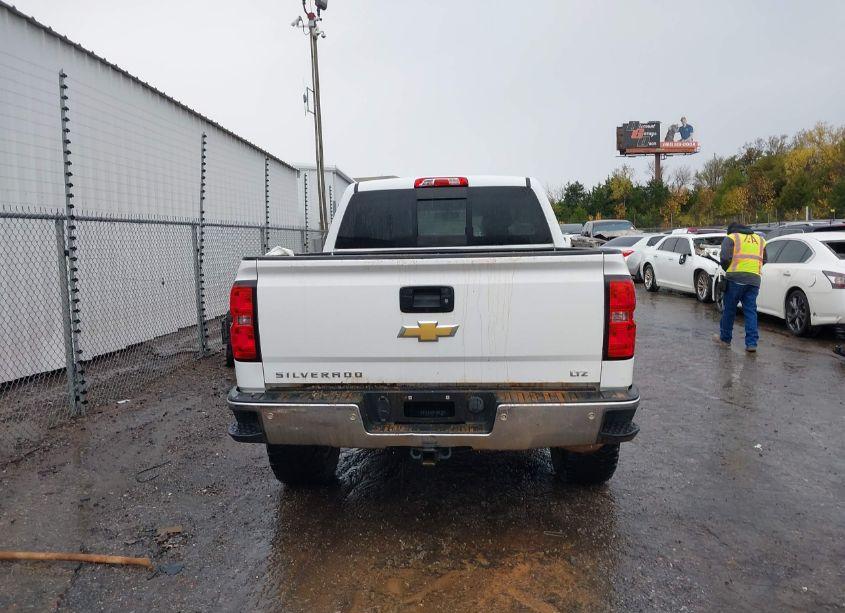 Photo 17 of 2015 Chevrolet Silverado 1500 2LZ (VIN 3GCUKSEC4FG483927)