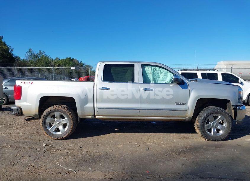 Photo 14 of 2017 Chevrolet Silverado 1500 1LZ (VIN 3GCUKSEC4HG318107)