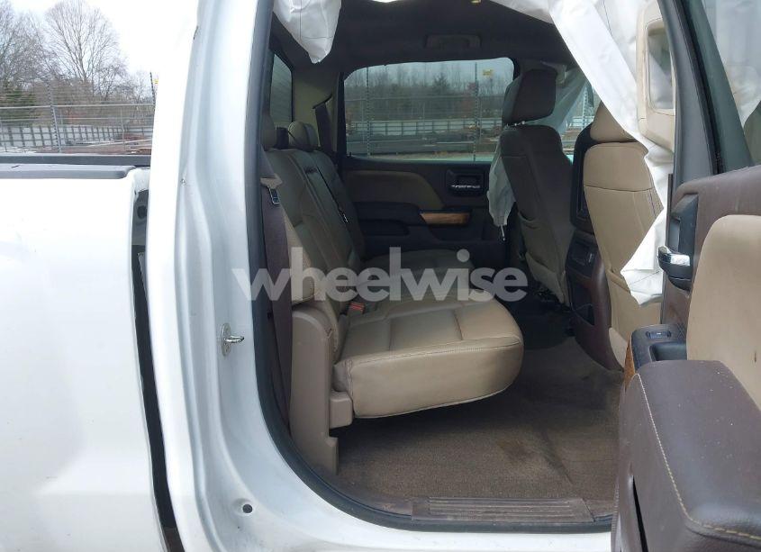 Photo 8 of 2018 Chevrolet Silverado 1500 1LZ (VIN 3GCUKSEC4JG217428)