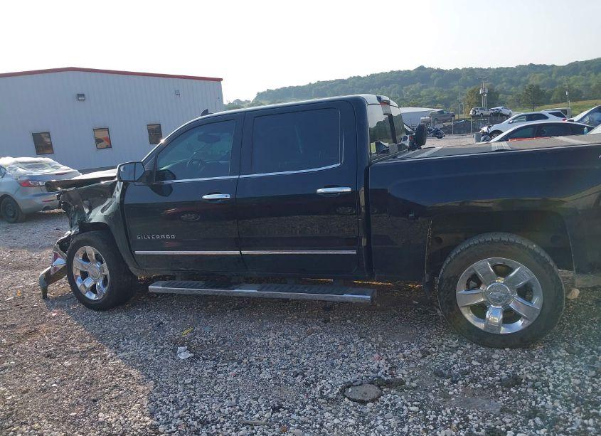 Photo 14 of 2018 Chevrolet Silverado 1500 LTZ (VIN 3GCUKSEC4JG304939)