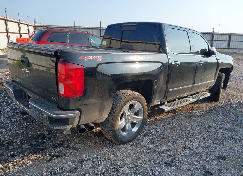 Photo 4 of 2018 Chevrolet Silverado 1500 LTZ (VIN 3GCUKSEC4JG304939)