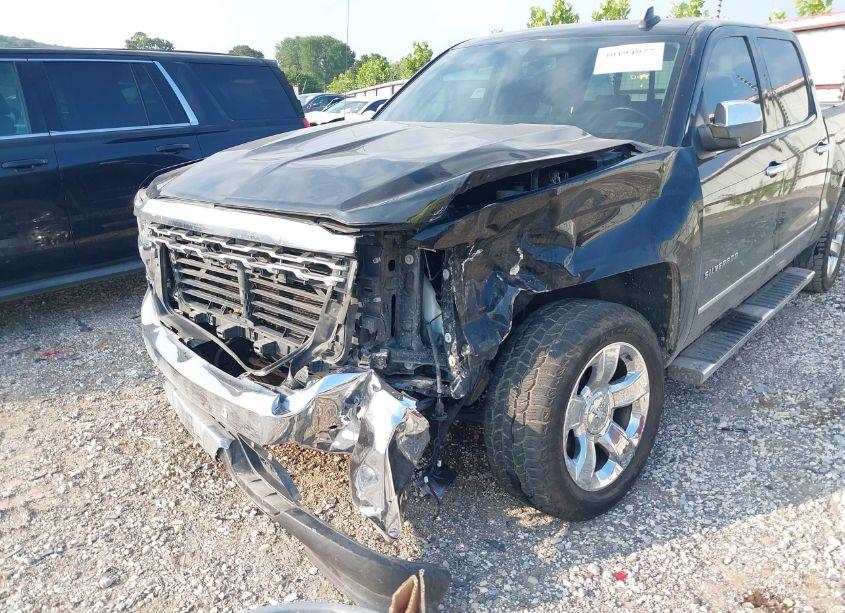 Photo 6 of 2018 Chevrolet Silverado 1500 LTZ (VIN 3GCUKSEC4JG304939)