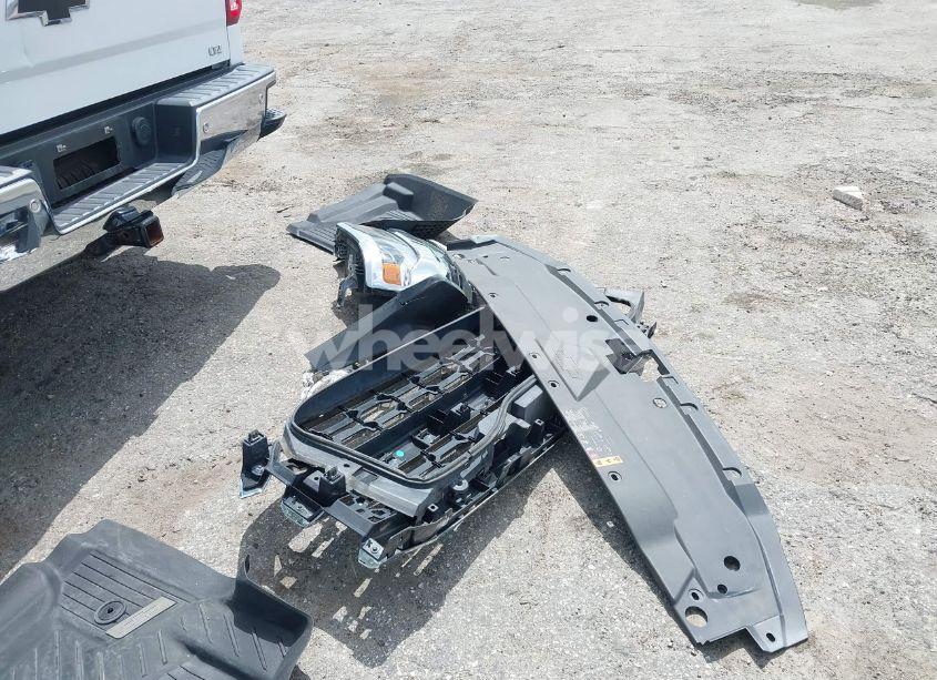 Photo 12 of 2018 Chevrolet Silverado 1500 1LZ (VIN 3GCUKSEC4JG464514)