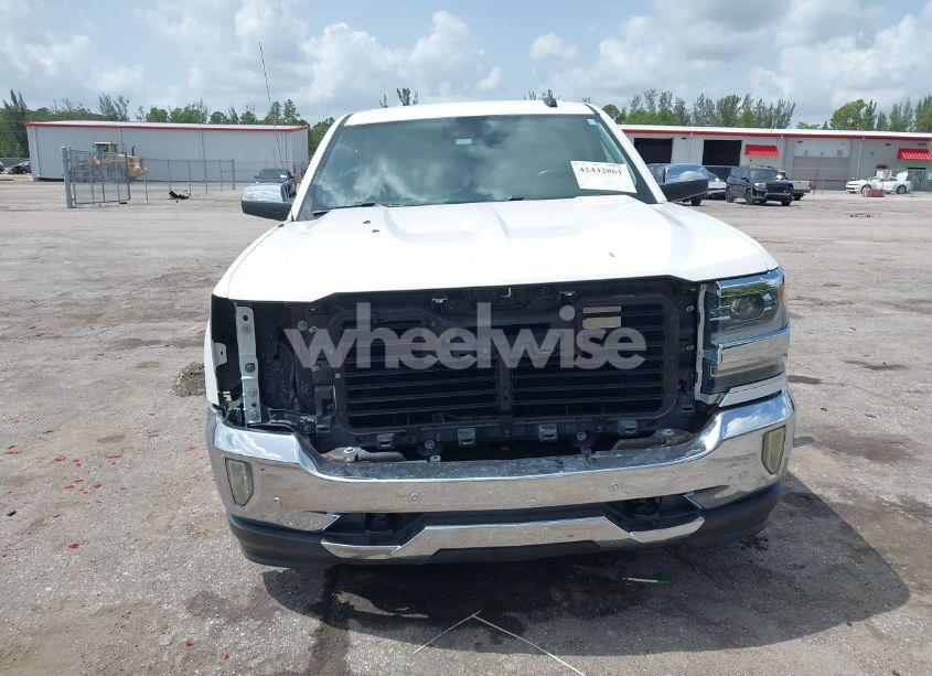 Photo 6 of 2018 Chevrolet Silverado 1500 1LZ (VIN 3GCUKSEC4JG464514)