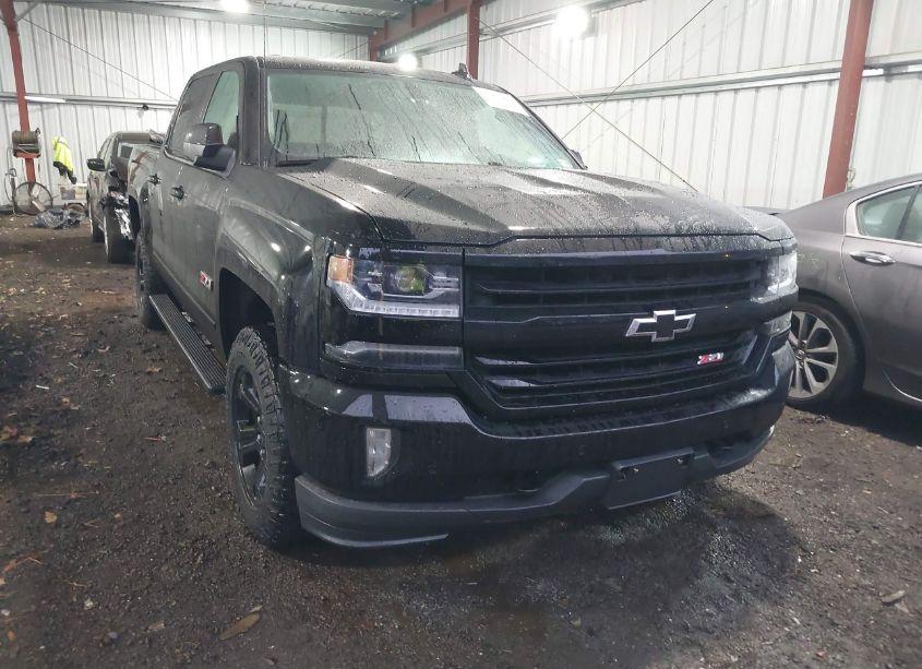 2018 Chevrolet Silverado 1500 2LZ (VIN 3GCUKSEC4JG617117) main photo