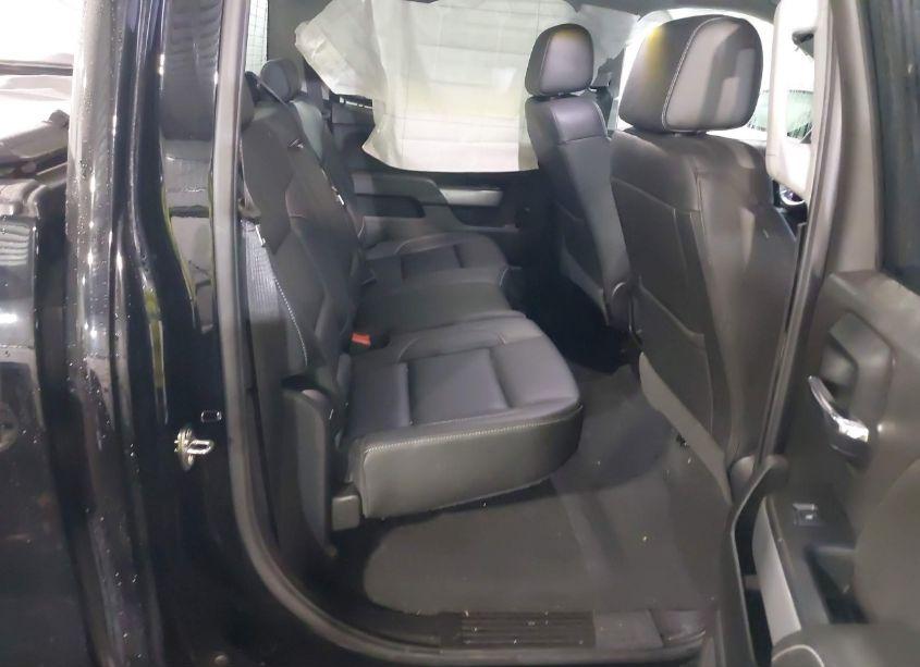 Photo 8 of 2018 Chevrolet Silverado 1500 2LZ (VIN 3GCUKSEC4JG617117)