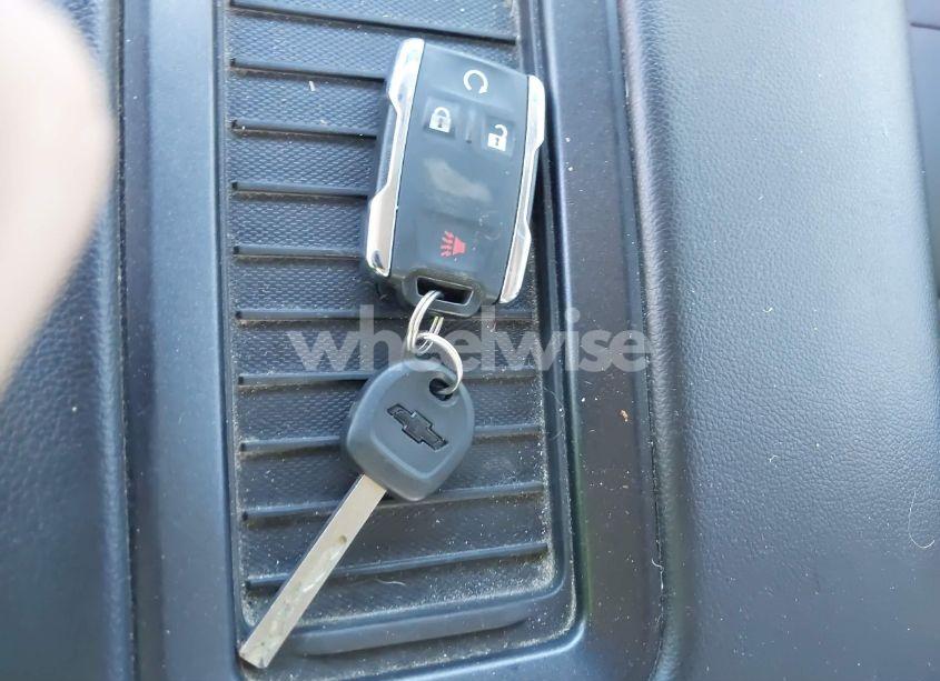 Photo 11 of 2018 Chevrolet Silverado 1500 1LZ (VIN 3GCUKSEC5JG220547)