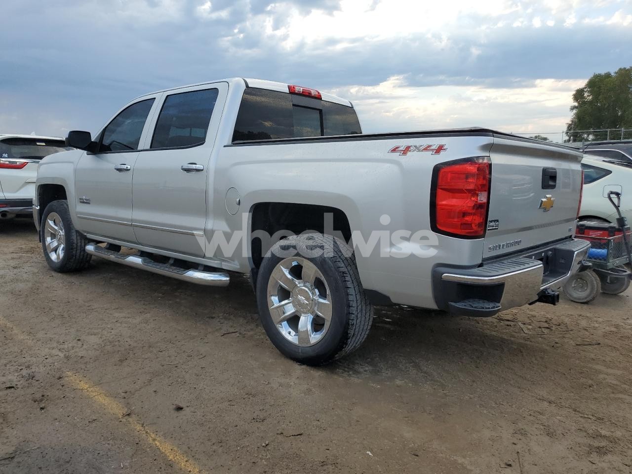 Photo 2 of 2014 CHEVROLET SILVERADO K1500 LTZ (VIN 3GCUKSEC6EG466996)