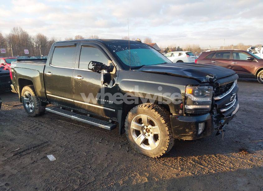 2017 Chevrolet Silverado 1500 2LZ (VIN 3GCUKSEC6HG119592) main photo
