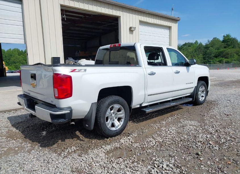 Photo 4 of 2017 Chevrolet Silverado 1500 2LZ (VIN 3GCUKSEC6HG342943)