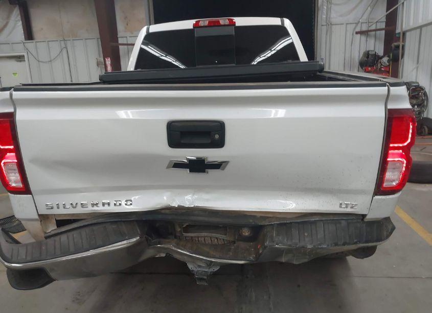 Photo 16 of 2018 Chevrolet Silverado 1500 1LZ (VIN 3GCUKSEC6JG138634)