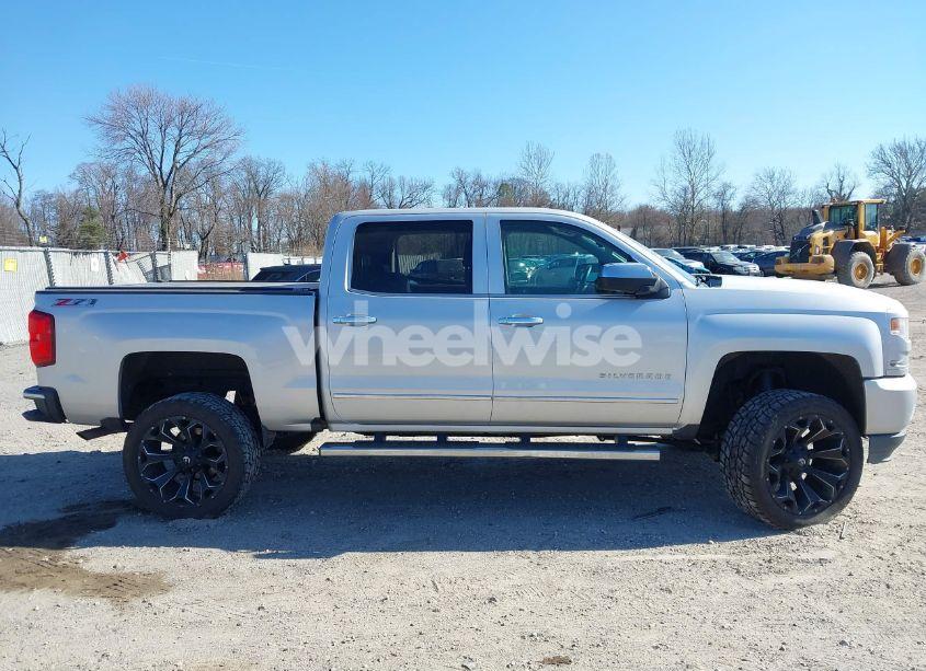 Photo 13 of 2016 Chevrolet Silverado 1500 2LZ (VIN 3GCUKSEC7GG141843)