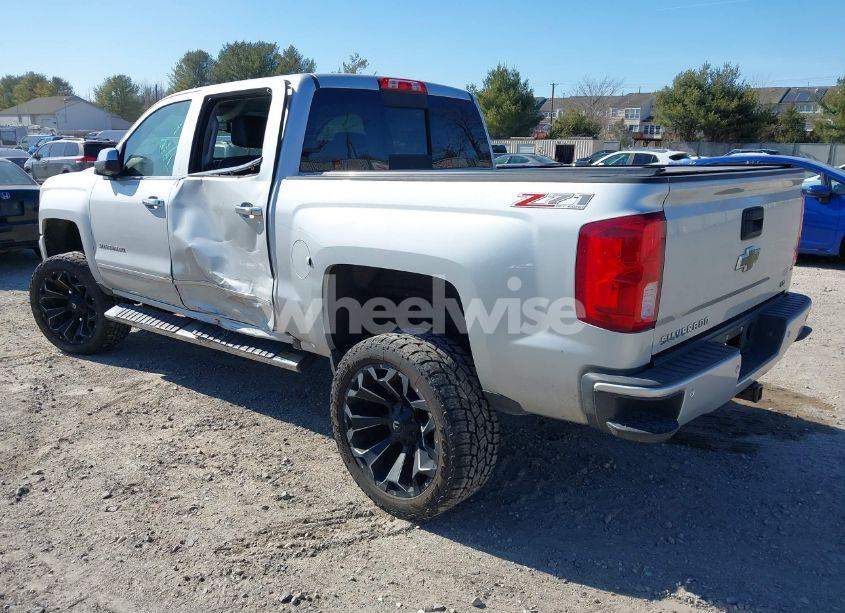 Photo 3 of 2016 Chevrolet Silverado 1500 2LZ (VIN 3GCUKSEC7GG141843)